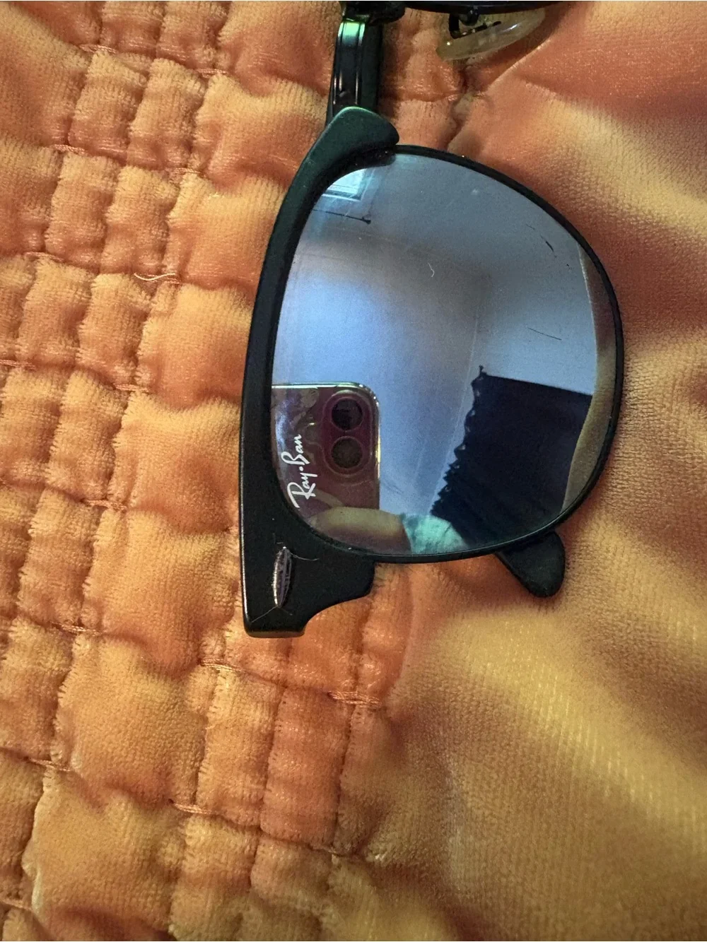 Ray ban Black Frame Sunglasses with Blue grey mirrored lenses